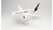 HERPA 613354 B777F LufthansaCargo Humancare HERPA 613354 B777F LufthansaCargo Humancare